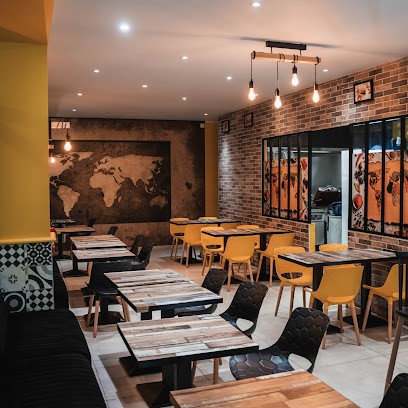 str'eat food, Fast-Food à Laval