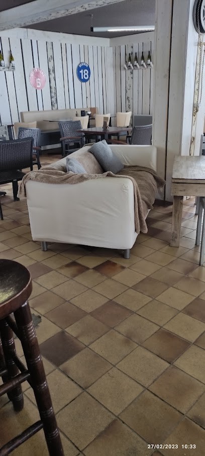 RIB & RAC, Fast-Food à Err