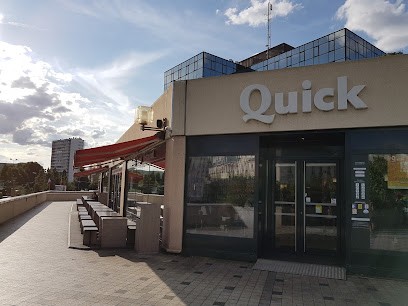 Quick D'Orléans Place D'Arc, Fast-Food à Orléans