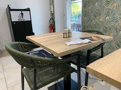 Le Queen's - Fast Food, Fast-Food au Luc