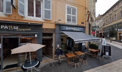 Laurence Thiébaud, Fast-Food à Mâcon