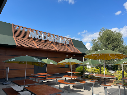 Mcdonald's, Restauration Rapide à Rochefort
