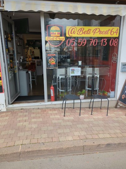 Beti Prest :vente A Emporter: Burger, Kébab, Panini, Tacos, Fast-Food à Hasparren