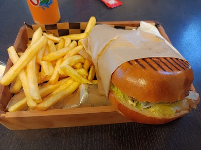 Burger Times, Fast-Food à Beausoleil