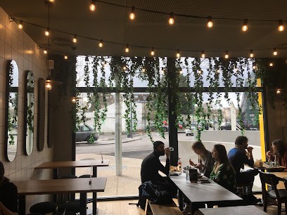 Mandarine Artem, Fast-Food à Nancy