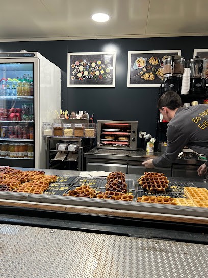 Belga Queen Giverny, Fast-Food à Douains