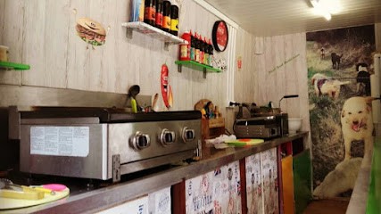 Fast & Delicious, Sandwicherie à Luscan