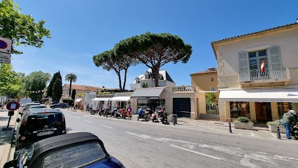 Delices Des Lices, Sandwicherie à Saint-Tropez