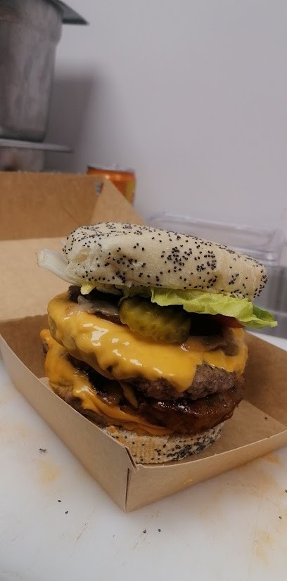 KAS'DAL, Fast-Food au Porge