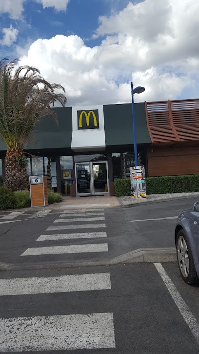 McDonald's Libourne Carrefour, Fast-Food à Libourne