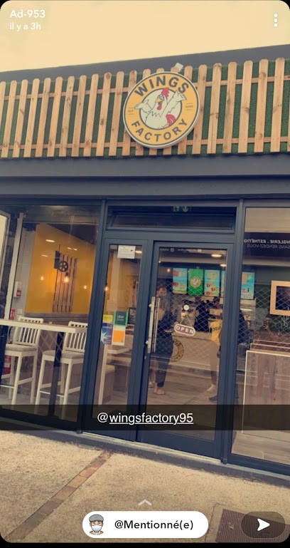 WINGS-FACTORY, Fast-Food à Fosses