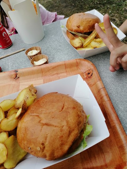 Teahupoo Food Truck, Fast-Food aux Mathes