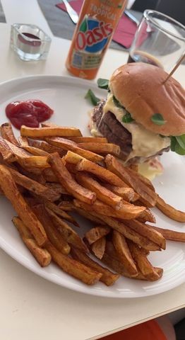 Les 3A, Fast-Food à Roquebrune-sur-Argens