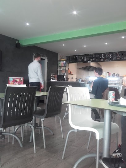 Omar Et Fred, Sandwicherie à Agde