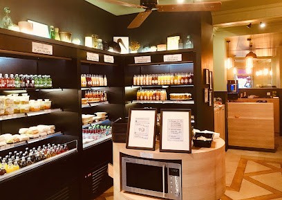 TRÈSBON, Fast-Food à Paris 07