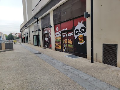 Point B Nîmes, Fast-Food à Nîmes