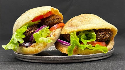 Pierre & Jiji, Fast-Food à Sannois