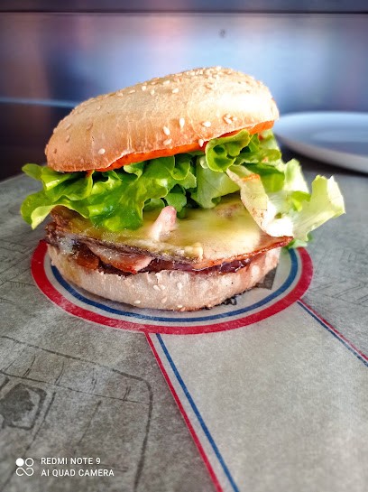La régalade des gourmands, Fast-Food à Montferrat