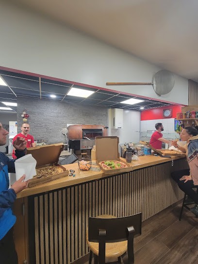 PIZZA DES 4 CHEMINS | loudenvielle, Fast-Food à Loudenvielle