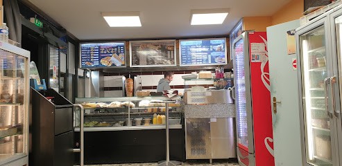 Snack Time, Fast-Food à La Riche