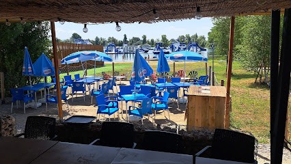 Snack & Splash, Fast-Food à Desnes