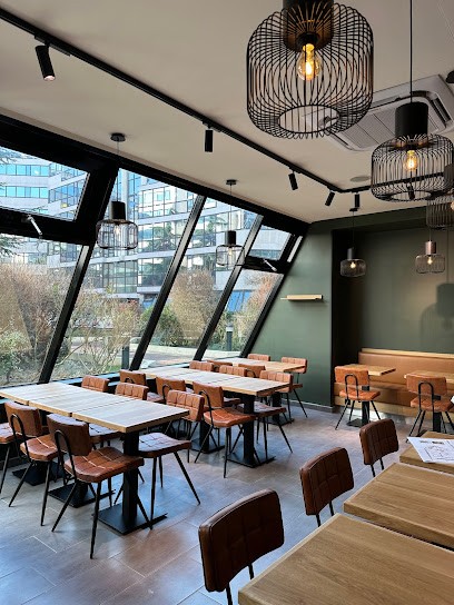 Jour Issy Les Moulineaux, Fast-Food à Issy-les-Moulineaux