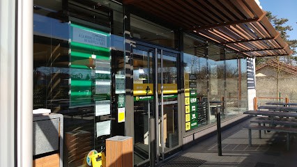 McDonald's, Fast-Food aux Abrets en Dauphiné