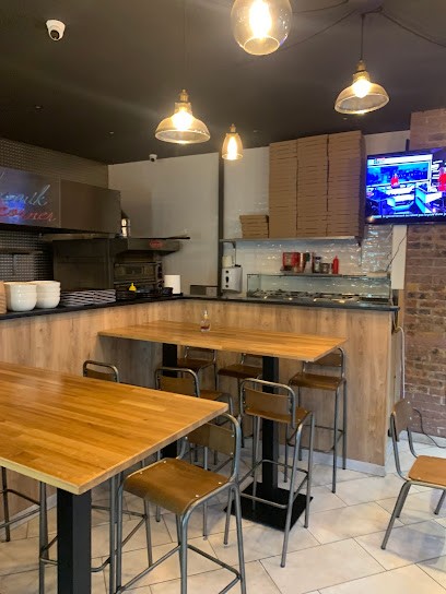 Kosmik Corner, Fast-Food à Paris 11