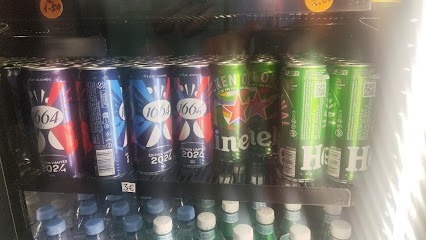 Zhong Xin, Sandwicherie à Paris 15