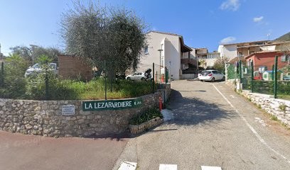 Semerie Cecilia, Fast-Food à Gattières