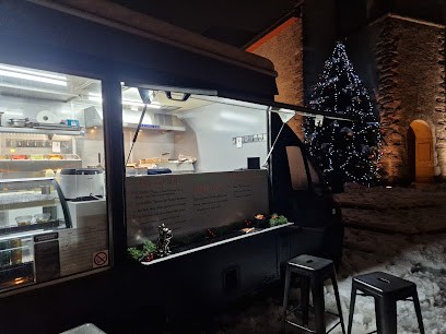 PLAN B, Fast-Food à Juvigny