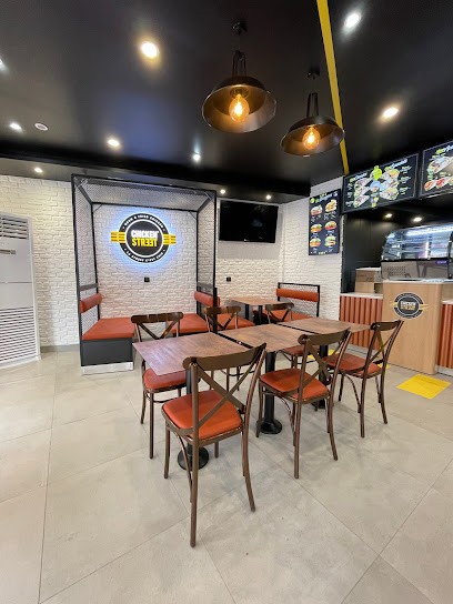 Chicken Street, Fast-Food aux Lilas
