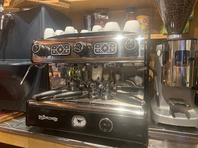 La Casa des Merveilles, Fast-Food à La Brigue