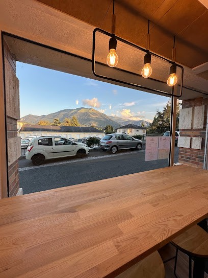 La Tanière, Sandwicherie à Arudy