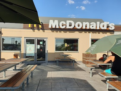 McDonald's, Fast-Food à Neufchâteau