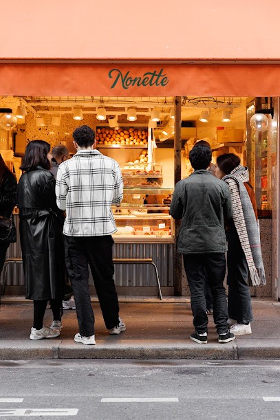 Nonette Bánh Mì & Donuts, Sandwicherie à Paris 11