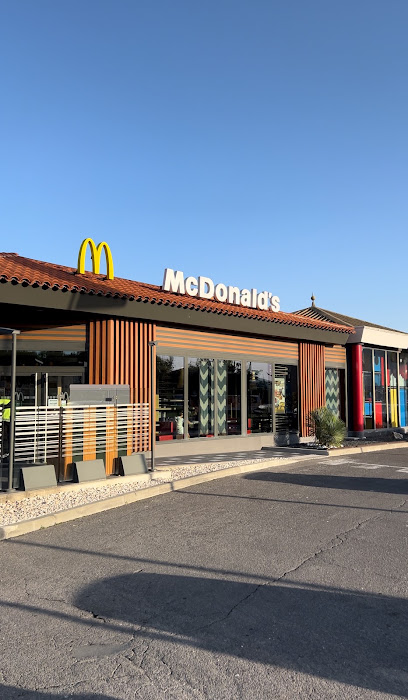 Mcdonald's, Restauration Rapide à Pertuis