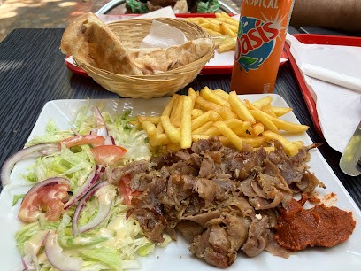 Musk, Fast-Food à Narbonne