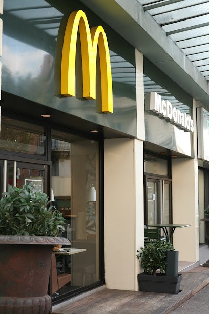 McDonald's Hyères Centre Ville, Fast-Food à Hyères