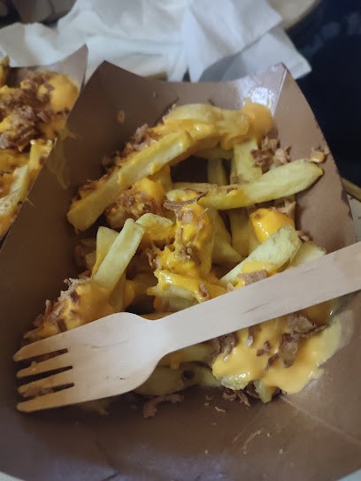 Le Kiosque Massacre à La Friterie, Fast-Food à Plailly