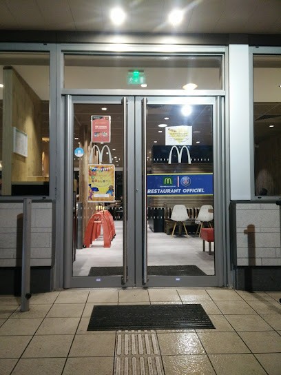 McDonald's, Fast-Food à Gif-sur-Yvette