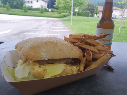 L'endémique Restauration Rapide à Montréal-la-Cluse