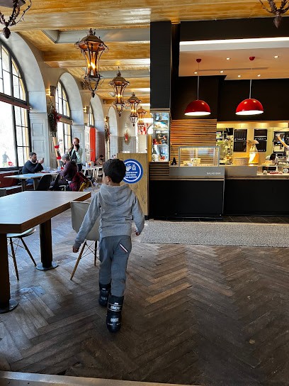 McDonald's, Fast-Food à Saint-Victoret