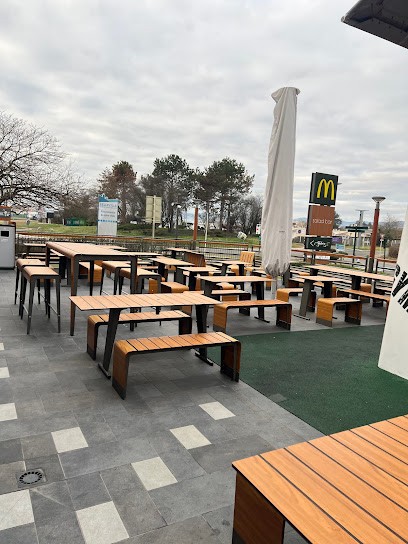 McDonald's Belleville, Fast-Food à Belleville