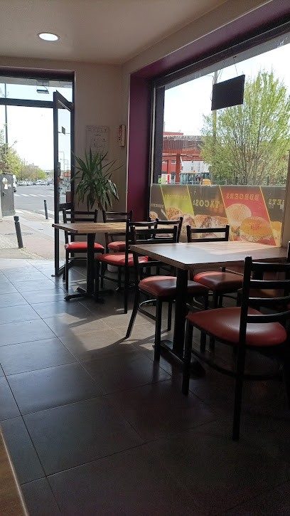 Str'eat Food, Fast-Food à Saint-Denis