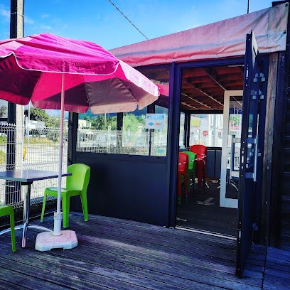 Le Cube, Fast-Food à Fontaine