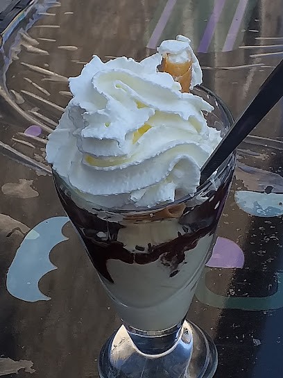 Friterie Chez Nadine, Fast-Food à Glageon