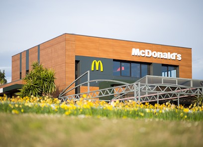 McDonald's Ville Active, Fast-Food à Nîmes