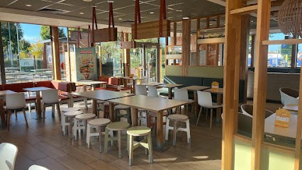 McDonald's, Fast-Food à Sablé-sur-Sarthe