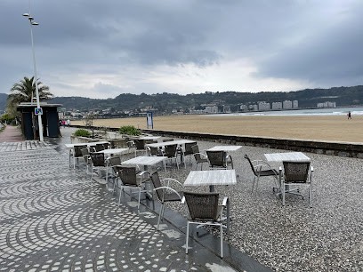 Hirukiak, Fast-Food à Hendaye